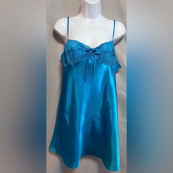 Morgan Taylor Intimates Womens Sz Médium Blue  Baby‎ Doll Gown - Picture 1 of 7